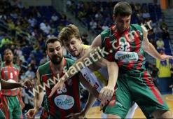 Fenerbahçe Ülker 84-70 Pınar Karşıyaka