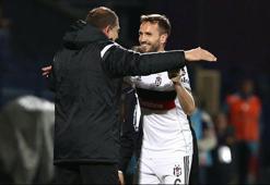 Beşiktaş'ta 6 isimle yollar ayrıldı!
