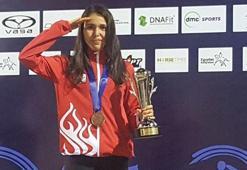 İlke Özyüksel'den bronz madalya