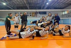 Bağlar Belediyespor Kadın Voleybol Takımı ikinci yarıya galibiyetle başladı