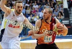 DERBİ! Fener'den Cim Bom'a fark: 93-67