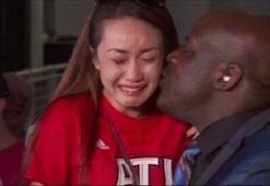 Shaq'tan ağlatan öpücük!