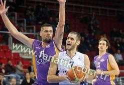 Anadolu Efes 77-67 Royal Halı Gaziantep