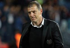 Beşiktaş'ın efsanesi Slaven Bilic'i topa tuttu!