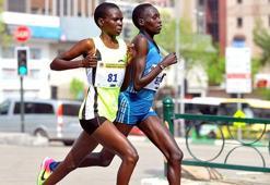 13'üncü Uluslararası Tarihi Kent Koşusu Yarı Maratonu'na Afrikalılar damga vurdu