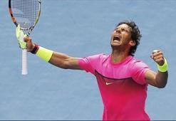 Nadal ve Sharapova çeyrek finalde