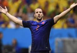 Stoper adayına Sneijder kefil oldu