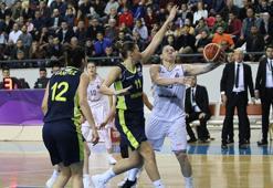 Fenerbahçe, Çukurova Basketbol'a kaybetti