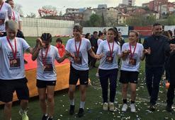 Ataşehir Belediyespor, kupasını aldı