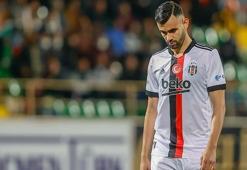 Son dakika! Beşiktaş'a bir şok daha! Rachid Ghezzal kadrodan çıkarıldı