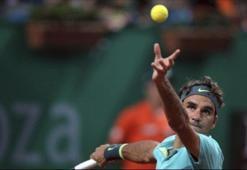 Federer kameraya imzasını attı