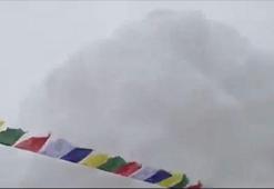 Everest'te korku dolu dakikalar!