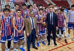 Okyanus Kolejleri'nden basketbol ve voleybolda büyük başarı
