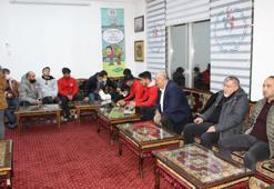 Federasyon Başkanı Eroğlu'dan kazazede güreşçilere moral