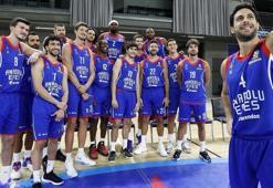 8 pozitif vaka çıkan Anadolu Efes'te, Yalova maçı ertelendi