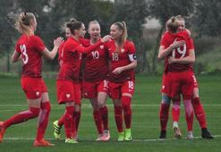 Polonya 19 Yaş Altı Kadın Milli Futbol Takımı, Slovakya'yı 3-0 mağlup etti