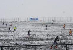 Arguvan Belediyespor farklı kazandı