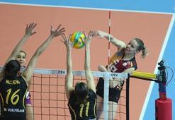 Filedeki Türk derbisinde kazanan VakıfBank