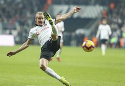 Beşiktaş'lı Vida'ya iki teklif! Yönetim kararını verdi...