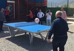 Alex, Altınordu Tesisleri'nde ayak tenisi oynadı!
