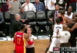 Kevin Garnett, Howard'a kafa attı!