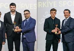 Ersin Destanoğlu İle Rıdvan Yılmaz'a büyük onur