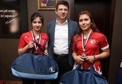 Salona kavuşan milli sporcular hedef büyüttü