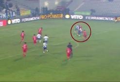 Jackson Martinez, Hulk'u solladı!