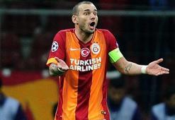 "İtalyanlar Sneijder konusunda belden aşağı vuruyor"