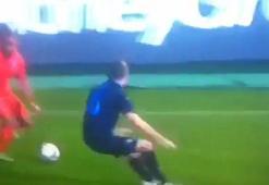 Moura Vidic'in bileğini kırdı!