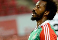 Taraftarlar Manuel Fernandes dedi