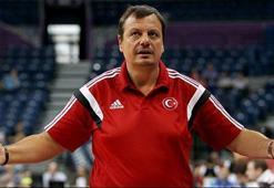 Ergin Ataman: Hedefimiz madalya kazanmak