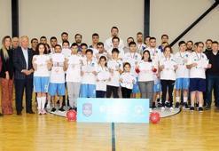 Sertaç Şanlı: Özel sporcularla iletişim kurmak önemli