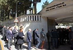Sait Koç'a veda... Cenaze töreninde metrelerce kuyruk oluştu