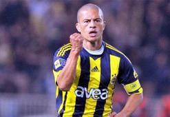 Alex de Souza: Fenerbahçe'deki kaptanlık tecrübem daha farklıydı
