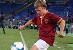 Totti'nin oğlu ilk derbi maçında golünü attı