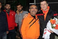 Ve Kurtar imzalıyor