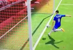 FIFA 2015'te Fernando Torres komedisi
