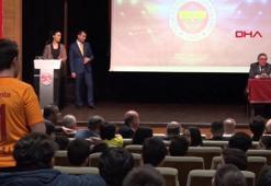 Galatasaraylı taraftardan Aziz Yıldırım'a şok soru!