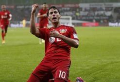 Hakan Çalhanoğlu yine frikikten avladı