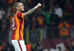 Sneijder 2 el ateş etti!