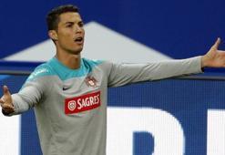 Ronaldo'dan gazeteciye skandal hareket