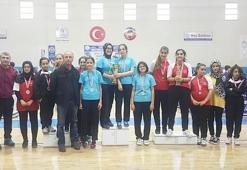 Masa tenisi müsabakaları tamamlandı