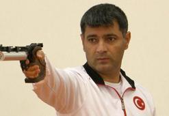 Bakan Bak, Yusuf Dikeç'i tebrik etti
