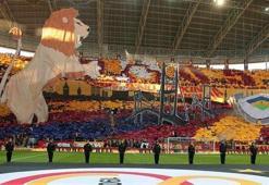 Cim Bom'a Aslan gibi sağ bek
