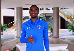 Bernard Mensah: Ceza sahası içerisinde kendimi yere atan bir futbolcu değilim