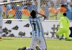 Di Maria'nın golü spikeri ağlattı