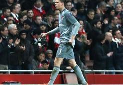 Szczesny'den şok hareket