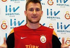 Izet Hajrovic ilk idmanına çıktı
