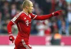 Bayern'i Robben taşıdı